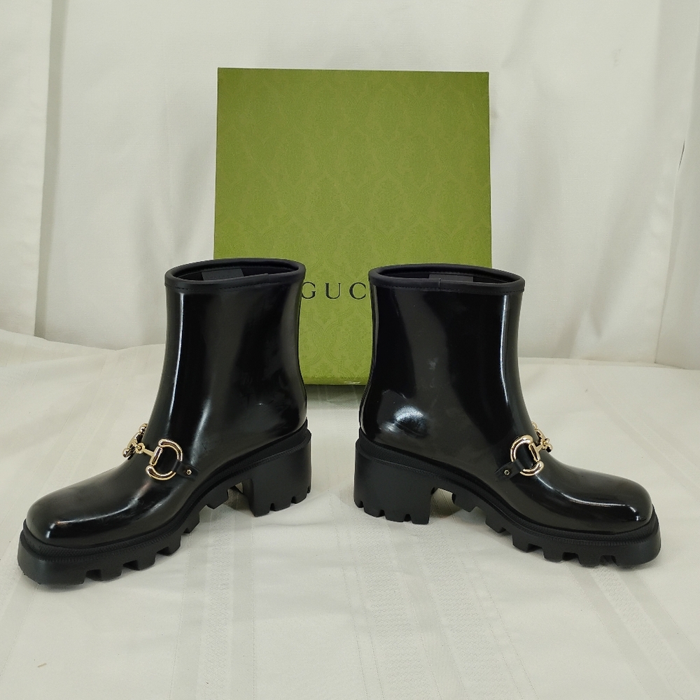 GUCCI Luxe Horse Bit Boots SNAKE ON BOTTOM! Black Rubber Snow or Rain - Picture 6 of 13